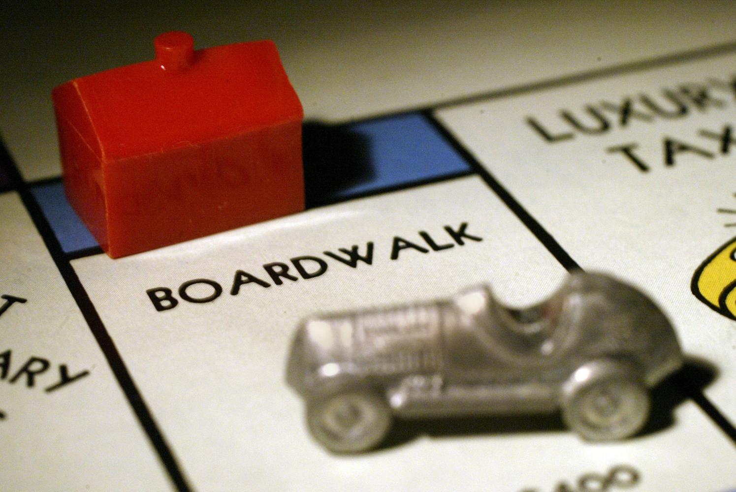 Monopoly Space between Ventnor Avenue and Marvin Gardens: Uncover Secrets!